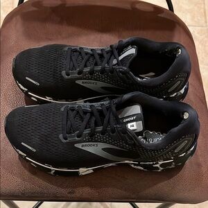 Brooks Ghost 14 Black Running Shoes